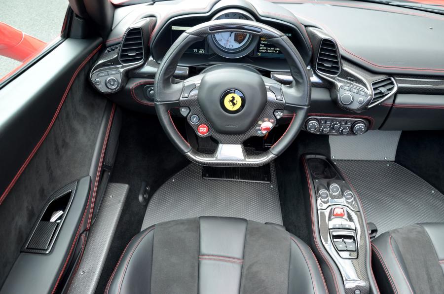 Торпедо Ferrari 488 Spider by MEC Design 2016 года  (фото 8 из 9)